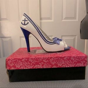 Ellie Women’s Pinup style heels